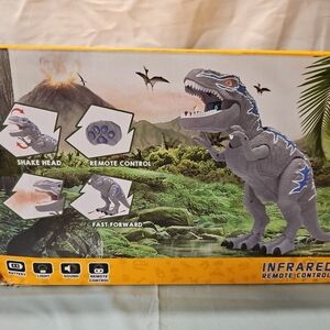 DINOSAUR TOYS Robot Light up Roaring Walking Remote Projection Spray by FANURY